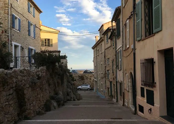 Superb One-bedroom - Stayinantibes- Picasso 1 Apartamento *
